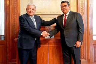 Acuerdan Sergio Salom&oacute;n y AMLO sacar adelante agenda estatal