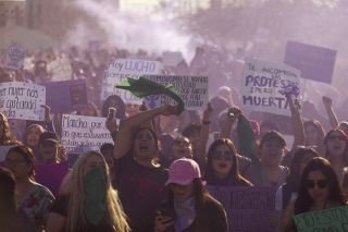 Regidores de Puebla, buscan destituci&oacute;n de Ad&aacute;n Dom&iacute;nguez y Consuelo Cruz por agresiones a mujeres en la marcha 8M&nbsp;