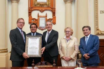 Reconoce Pepe Chedraui al embajador de Pa&iacute;ses Bajos como visitante distinguido