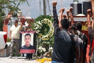 Detuvieron a polic&iacute;a implicado en el asesinato en Ayotzinapa