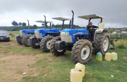 Armenta fortalece producci&oacute;n agr&iacute;cola: llegan tractores a Xiutetelco