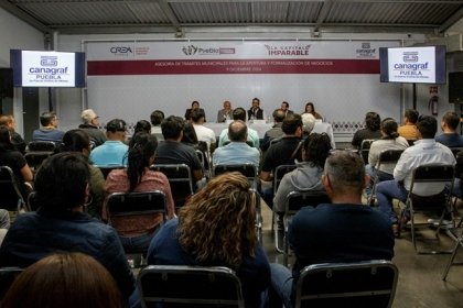 Ofrece Gobierno de la Ciudad acompa&ntilde;amiento y apoyo a empresarios de Canagraf