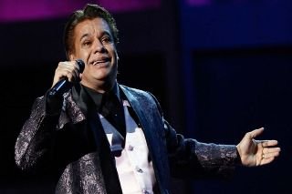 &ldquo;Te sigo amando&rdquo;: la historia del dram&aacute;tico vals de Juan Gabriel