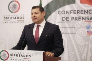 Al reestructurar AMLO la deuda, da prioridad al crecimiento econ&oacute;mico del pa&iacute;s consider&oacute; Armenta