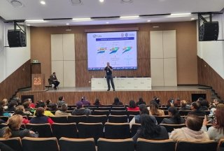 Capacita Gobierno de la Ciudad a personal educativo para proteger a la poblaci&oacute;n escolar durante lluvias