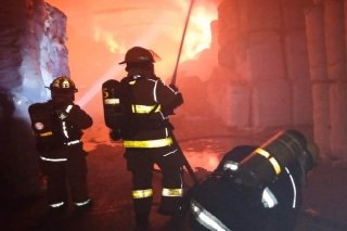 Incendio Devasta Bodega de Algod&oacute;n en el Parque Industrial de la Resurrecci&oacute;n
