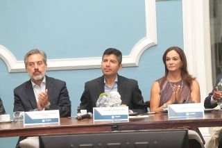 El trabajo en conjunto nos har&aacute; potenciar a puebla: Eduardo Rivera P&eacute;rez
