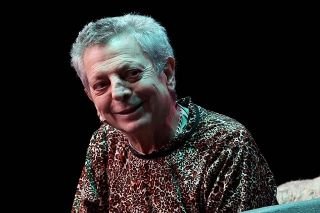 C&eacute;sar Bono seguir&aacute; en el hospital, fue internado por una &uacute;lcera