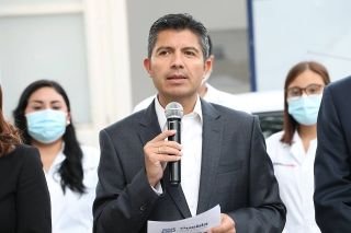 Club de empresarios dona veh&iacute;culo al SMDIF de Puebla en apoyo al programa m&eacute;dico contigo