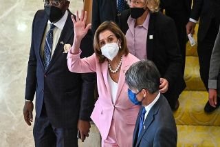 Nancy Pelosi se va de Taiw&aacute;n en controversial visita; China analiza sanciones