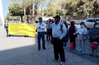 Lilia Cedillo trae caos a CU; Jubilados de la Buap piden intervenci&oacute;n de Amlo