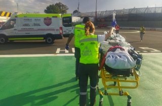 Coordinaci&oacute;n entre sector salud permite traslado a&eacute;reo desde Chiautla de Tapia