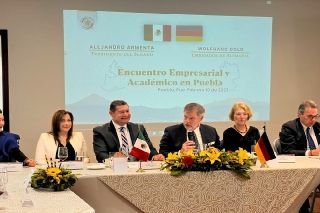 Agenda diplom&aacute;tica a favor de Puebla, compromiso cumplido de Alejandro Armenta