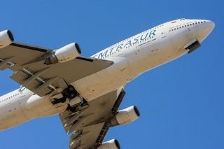 &iexcl;Sospechoso! Cinco tripulantes de avi&oacute;n venezolano son retenidos en Argentina; investigan razones de su vuelo