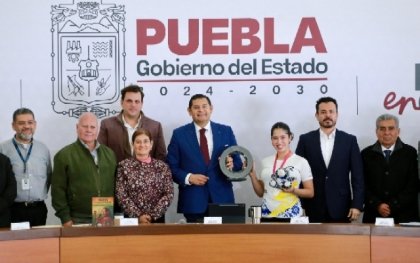 Puebla vive un gran momento en materia tecnol&oacute;gica: Armenta