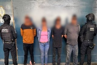Autoridades de PEMEX, en coordinaci&oacute;n con SSPC y SSP, detienen a catorce personas por venta ilegal de combustible