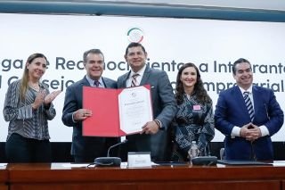 AMLO ha tejido puentes de desarrollo con los empresarios: Armenta