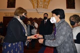 La generaci&oacute;n 68-72 de Odontolog&iacute;a deja muy en alto el nombre de la BUAP: Rectora Mar&iacute;a Lilia Cedillo Ram&iacute;rez