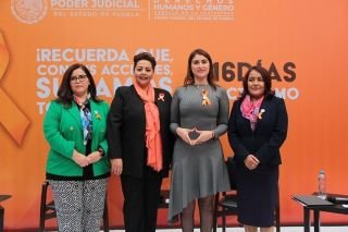 Magistrada Presidenta del TEEP Comparte experiencia en materia de perspectiva de g&eacute;nero&nbsp;