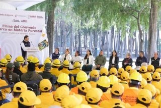Firman Puebla y Federaci&oacute;n convenio para proteger bosques y sanear el r&iacute;o Atoyac