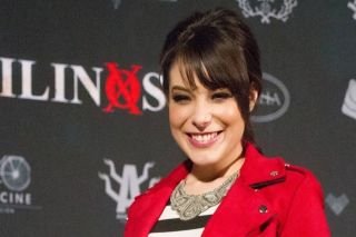 &iexcl;Lo ten&iacute;a bien escondido! Actriz de &ldquo;Vecinos&rdquo; sorprende al anunciar que ya es mam&aacute;