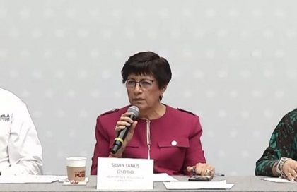 Silvia Tan&uacute;s promete apoyo total a transportistas y mano dura contra "coyotes" en Puebla