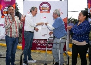Moderniza Pepe Chedraui 235 luminarias en la Colonia Popular Coatepec