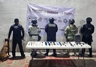 Gobierno refuerza seguridad en penales de Puebla: operativo en Tecamachalco logra decomiso de objetos prohibidos