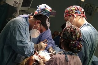 &nbsp;Impulsa ISSSTEP procedimientos quir&uacute;rgicos de vanguardia