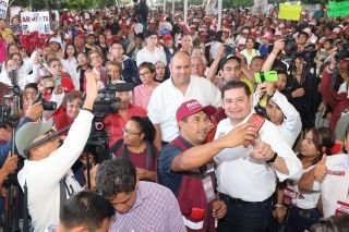 Previo al cierre de campa&ntilde;a, Armenta se reuni&oacute; con m&aacute;s de 25 mil poblanas y poblanos