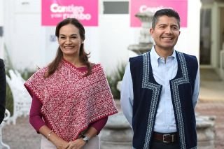 Eduardo Rivera P&eacute;rez inaugura centro de capacitaci&oacute;n y desarrollo en habilidades digitales para adultos mayores