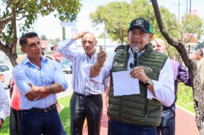 Con maquinaria propia y respaldo federal, Gobierno Estatal transforma vialidades en Puebla