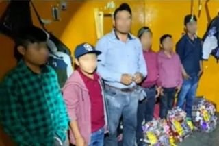Rescatan a nueve ni&ntilde;os chiapanecos en Oaxaca; los obligaban a vender dulces y cigarros