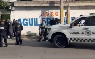 Fuerte despliegue policial en el Boulevard Municipio Libre deja dos detenidos