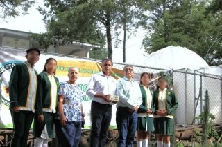 Apoya Secretar&iacute;a de Bienestar municipal a estudiantes premiados en Congreso del Estado