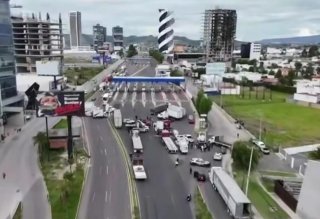 Acuerdo roto: Pese a anuncio de Segob, transportistas de AMOTAC desatan caos vial
