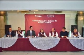 Candidatos del PRIAN pretenden enga&ntilde;ar a los mexicanos con mantener programas sociales, pero se han negado a asignarles presupuesto: Morena Puebla
