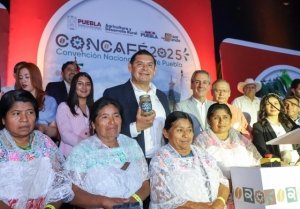 De Puebla al mundo, nace caf&eacute; soluble "5 de Mayo", compromiso cumplido a cafeticultores