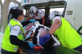 Con apoyo a&eacute;reo, SUMA garantiza atenci&oacute;n oportuna a mujer con complicaciones postparto