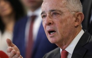 &iquest;Qu&eacute; le espera al expresidente Uribe tras su condena en Colombia?