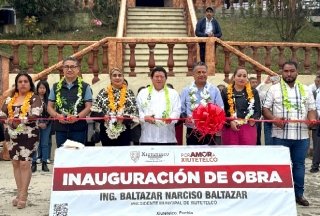 Xiutetelco ampl&iacute;a su infraestructura comunitaria con nueva obra en Santiago