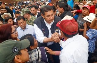 &ldquo;Trabajamos para reponer su patrimonio, restablecer la salud y los accesos. Protegemos su vida&rdquo;: Armenta