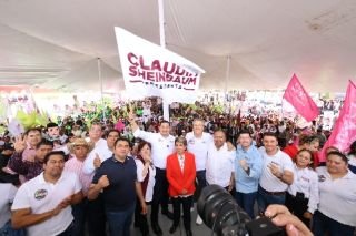 Armenta va por la reorganizaci&oacute;n de 5 Centrales de Abasto en el estado