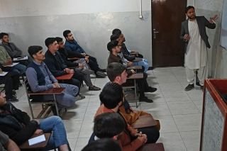 &ldquo;Conmemorar&aacute;&rdquo; Afganist&aacute;n el D&iacute;a de la Mujer con otro ciclo escolar sin mujeres en sus universidades
