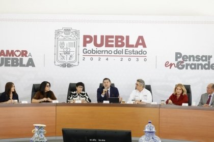 Gobierno de Puebla premia con 20% de apoyo directo a transportistas cumplidos