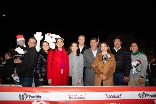 Las y los poblanos disfrutaron de la caravana Coca-Cola 2024 junto con C&eacute;spedes y Chedraui