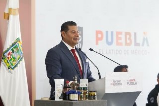 Garantiza Gobierno Estatal agua de calidad para las familias poblanas