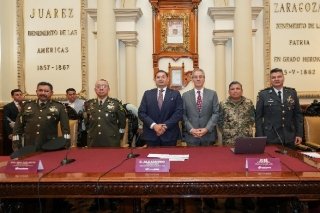 Designa Cabildo de Puebla al coronel F&eacute;lix Pallares Miranda como titular de la SSC