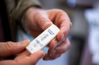 Roban 42 mil pruebas r&aacute;pidas de ant&iacute;geno en Australia