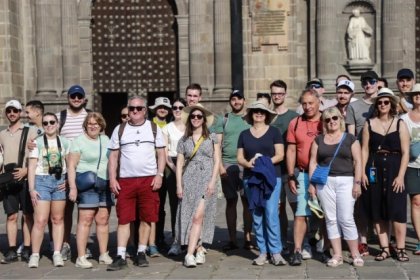 Cerca de un mill&oacute;n de visitantes recibe Puebla en Semana Santa